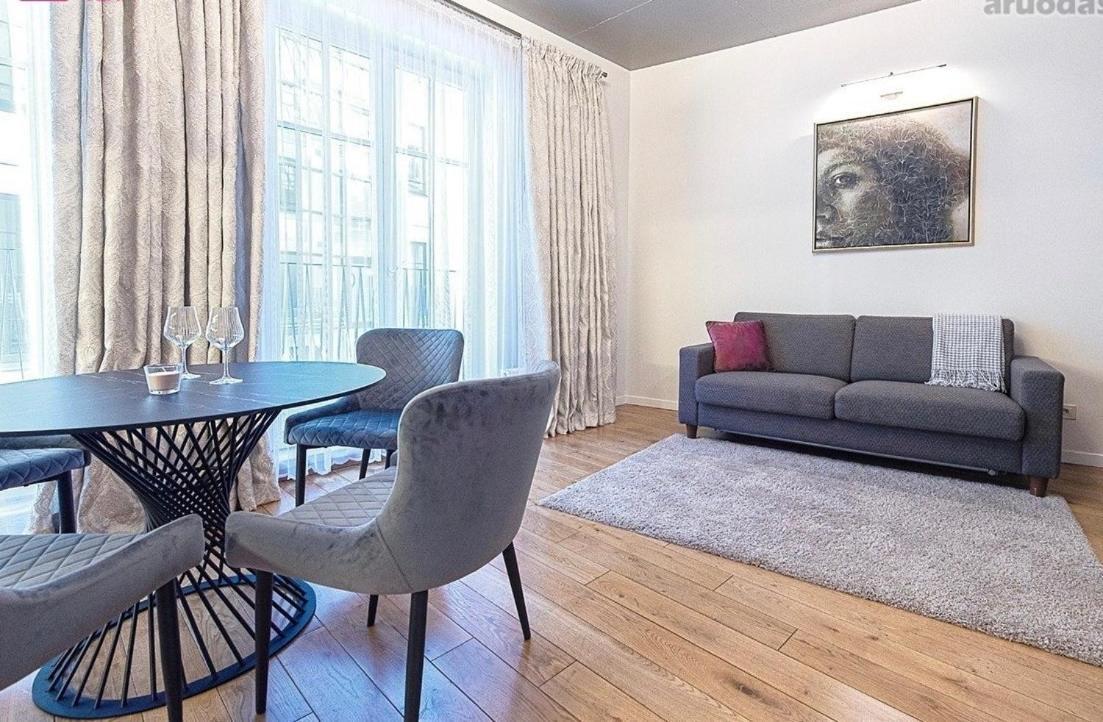 Subaciaus Studio In Old Town Apartment Vilnius Ngoại thất bức ảnh